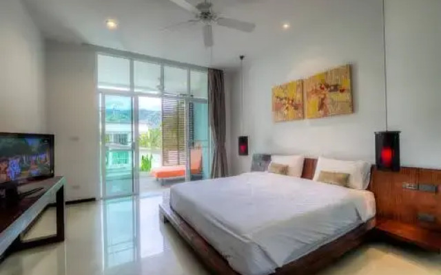 Bang Tao Beach Pool Villa