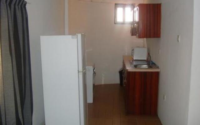 T.N. Hospitality Self Catering Budget Apt. - Osu