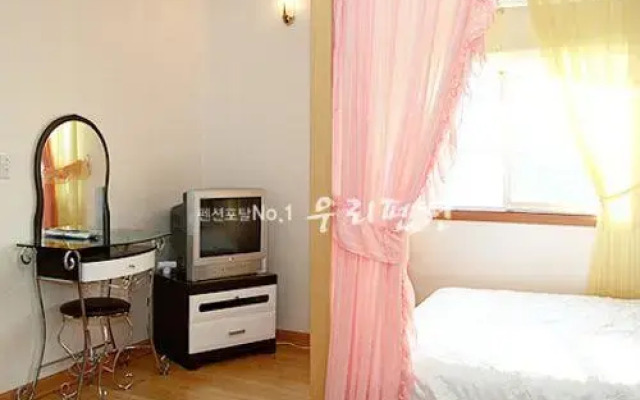 Yangpyeong Silver River Pension