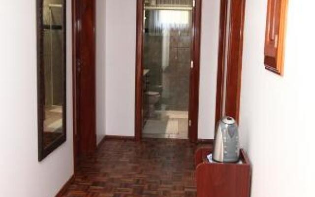 Hospedaria Gãstehaus Enzian