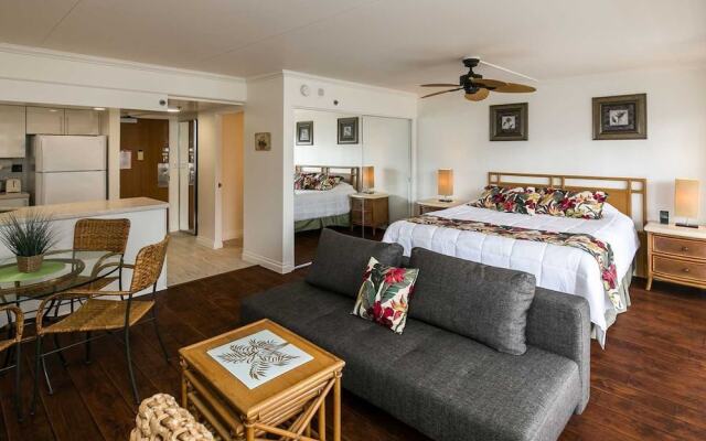 Ilikai 1721 - Studio Condo