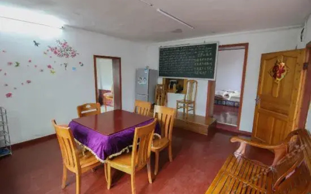 Campsis Garden Guesthouse