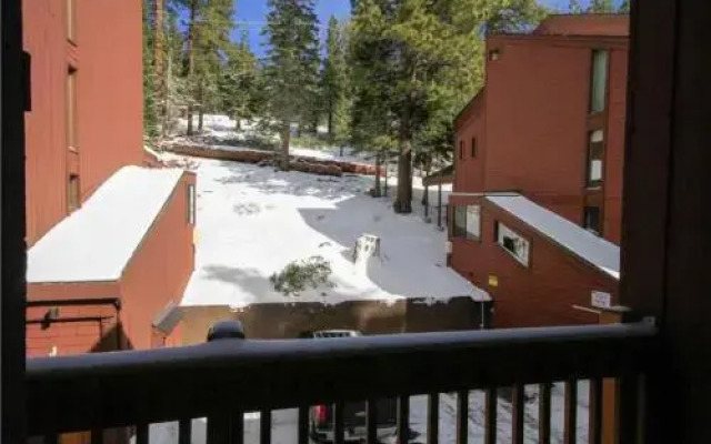 Mammoth Ski & Racquet Club #97