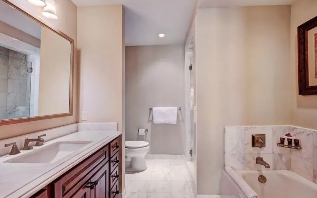 Ritz 2Br R111