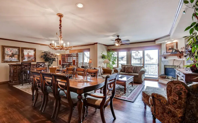 St. James Place 316