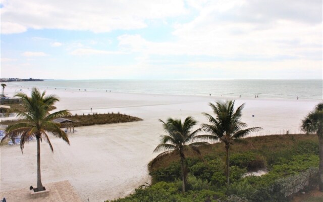 Jamaica Royale 402 - 2 Br Condo