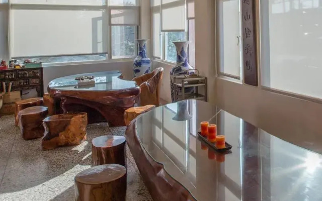Lukang Art Garden Inn