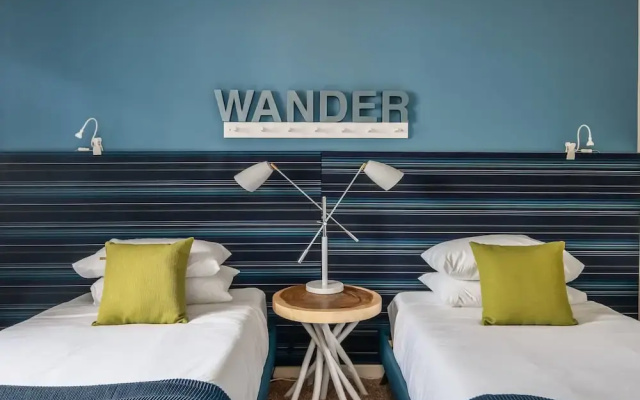 3BR Pool Central PHX by WanderJaunt