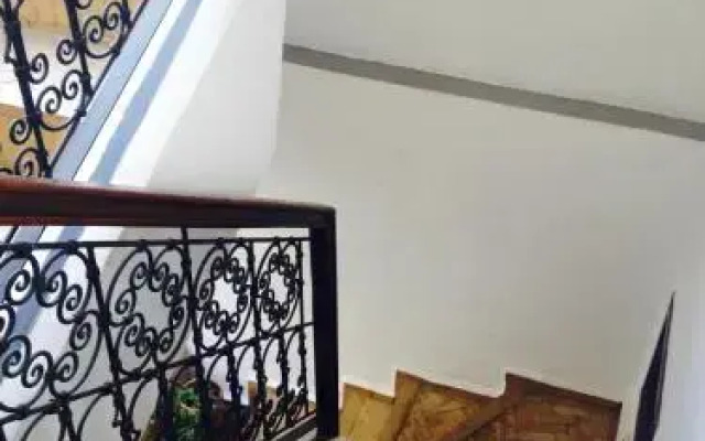 Riad Bjoujna 2