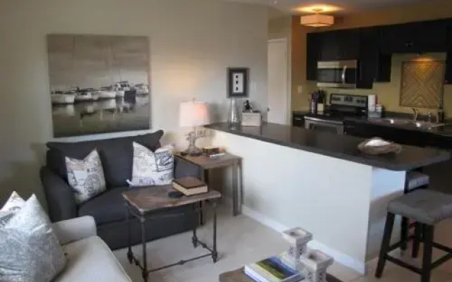 Six Wilton Flats