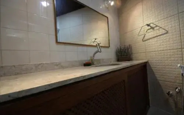 GoHouse Barao 303