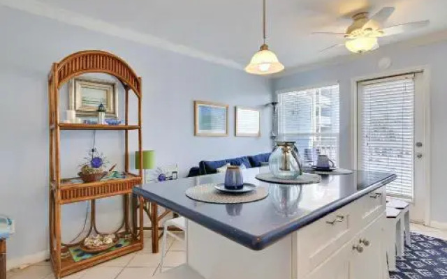 Seascape 1120 in Galveston