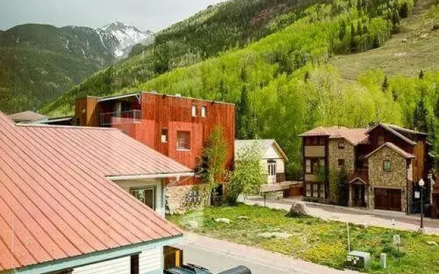 Telluride Alpine Lodge Portfolio