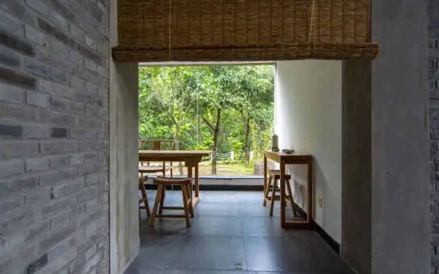Yin Hotel