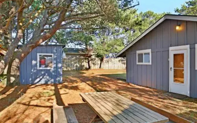 B & R Beach Bungalow