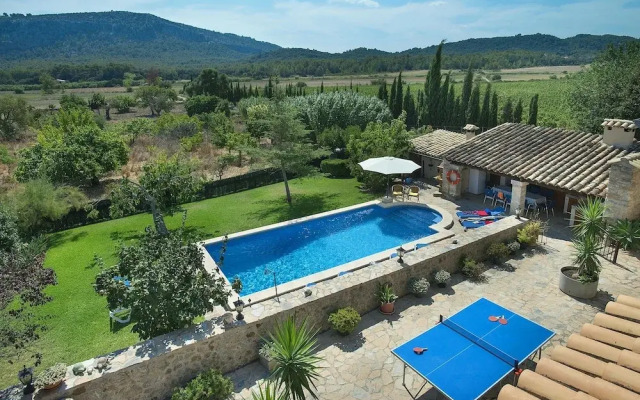 Exclusive Villa Suavet Petit with a Stunning Pool