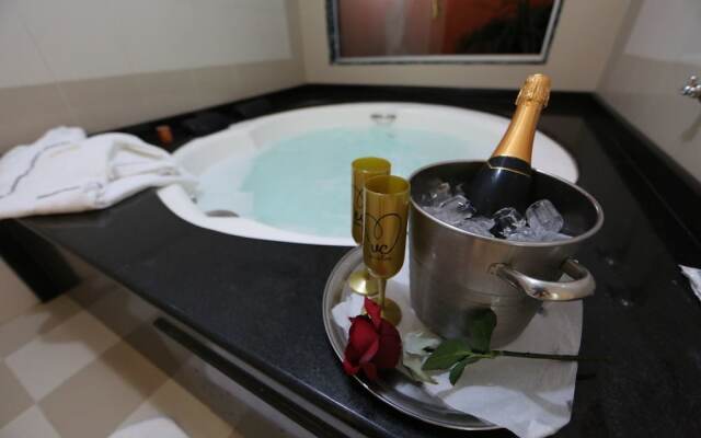 Motel 2001 - Adults Only