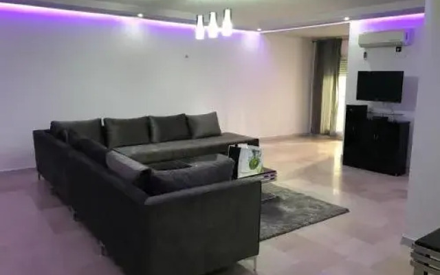 Drouk-Property