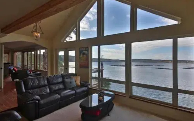 The Evans Beach House