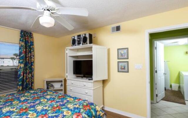 Gulf Dunes 116 by RedAwning