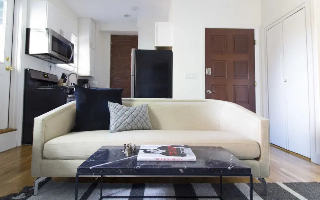 Playful South End Suites by Sonder
