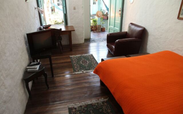 Anandamayi Hostel & Hotel