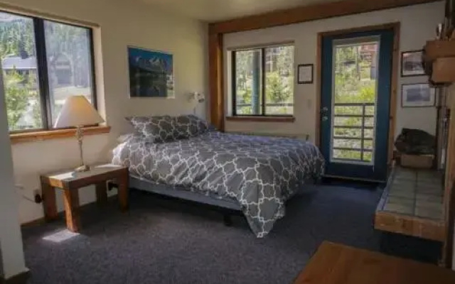 Delightful Studio, The Meadows #132