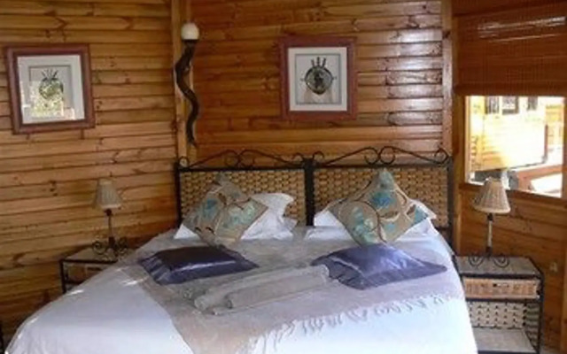 Antlers Country Lodge