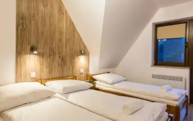 Apartamenty Białka przy stoku z kominkiem