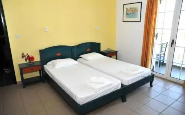 Papoulias Rooms
