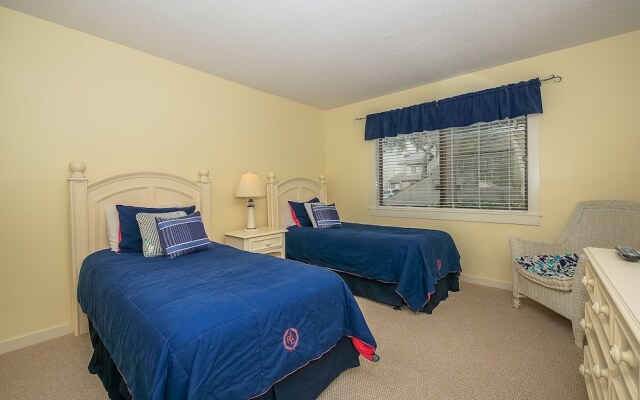 2311 Racquet Club Villas