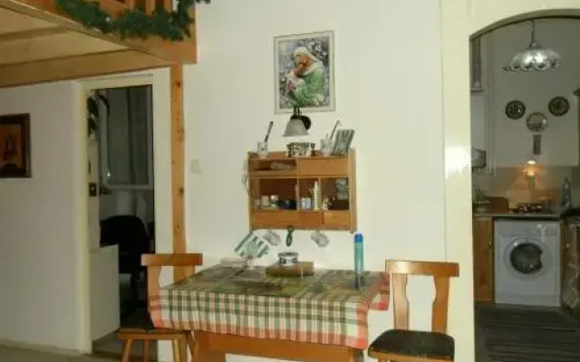Lónyay Room