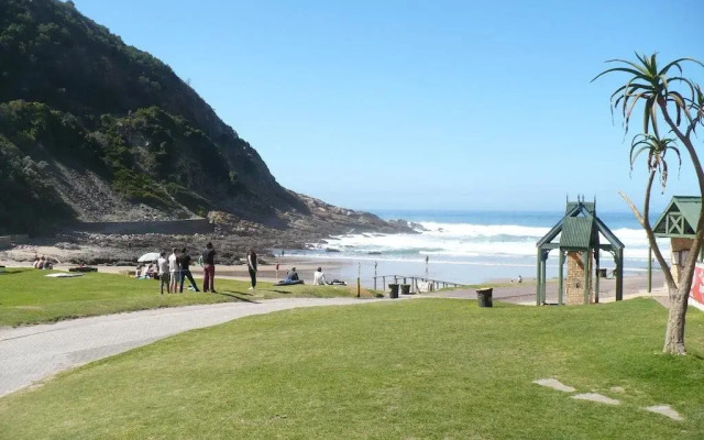 Backpacker Beach Hostel