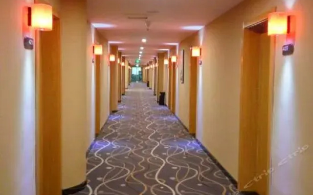 7天优品酒店(商丘火车站步行街店)