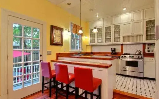 Washington Square Manor