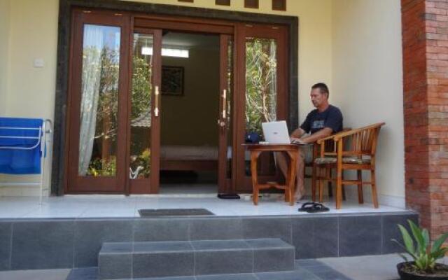 Nami House