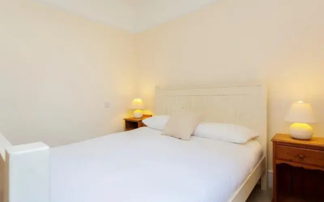 Veeve  Flat Rostrevor Road Fulham