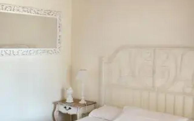Borgo Rosso Country House B&B