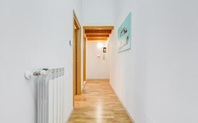 Bright and Modern Flat Next to Termini Station