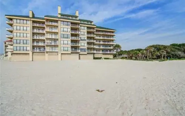 Ocean Club 1311 by RedAwning