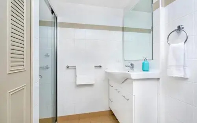 The Apartment Service HELP7