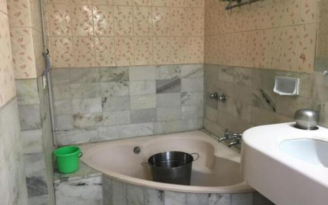 Iroomz Shanbhag Towers International