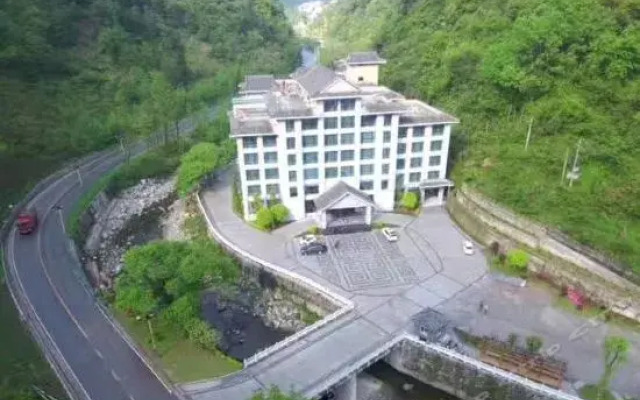 Guangwushan Celebrity Resort