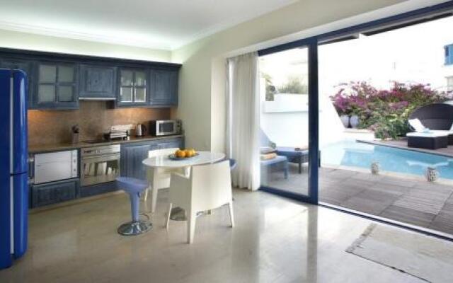 2 Br Villa Mykonos - Chg 8901