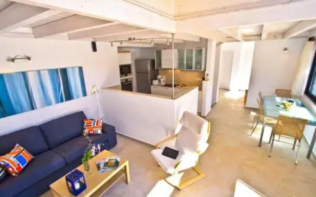 Villa Amoudia
