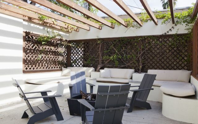 onefinestay Serrano Avenue private home