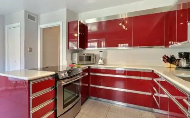 Pickett`s Place