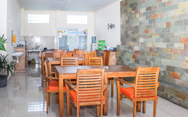 艾里巴厘岛丹帕沙塞拉坦新路伍拉赖 615 号酒店(Airy Denpasar Selatan Bypass Ngurah Rai 615 Bali)