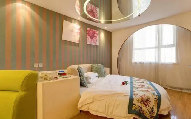 Apple Designer Hotel