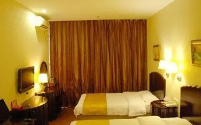 Super 8 by Wyndham Beijing Changping Gu Lou Dong Jie